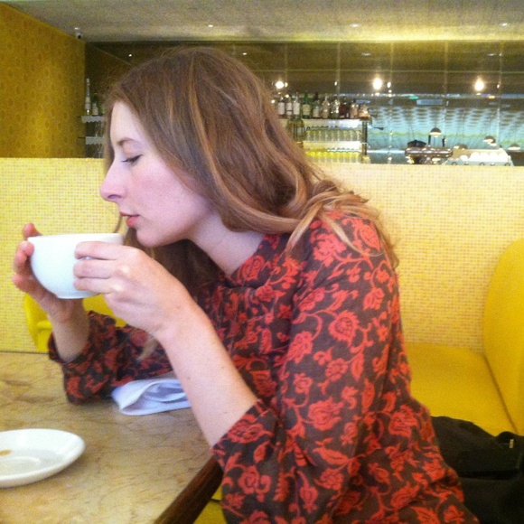 Meet your Posher, Liz - Picture 5 of 6